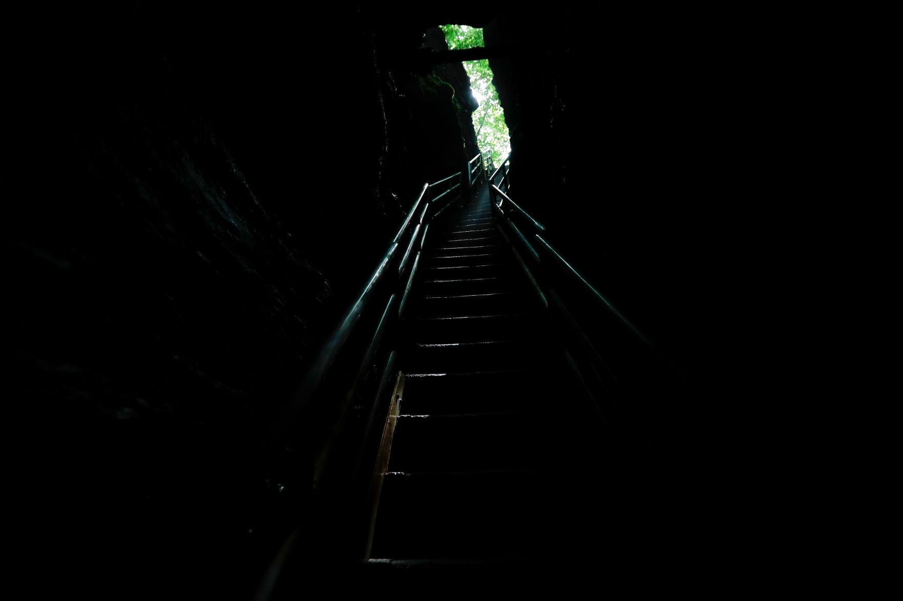 Illinois Caverns
